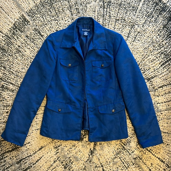 Evan Picone royal blue blazer. Front pockets. Ruffled back. Size 6. - Picture 2 of 4